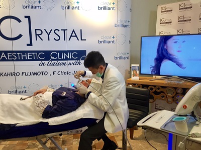 Treatment ClearBrilliant Cegah Penuaan dini