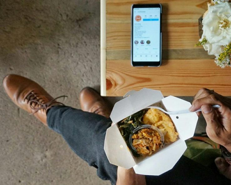 Dilema Milenial: Mau Eksis Atau Nabung?