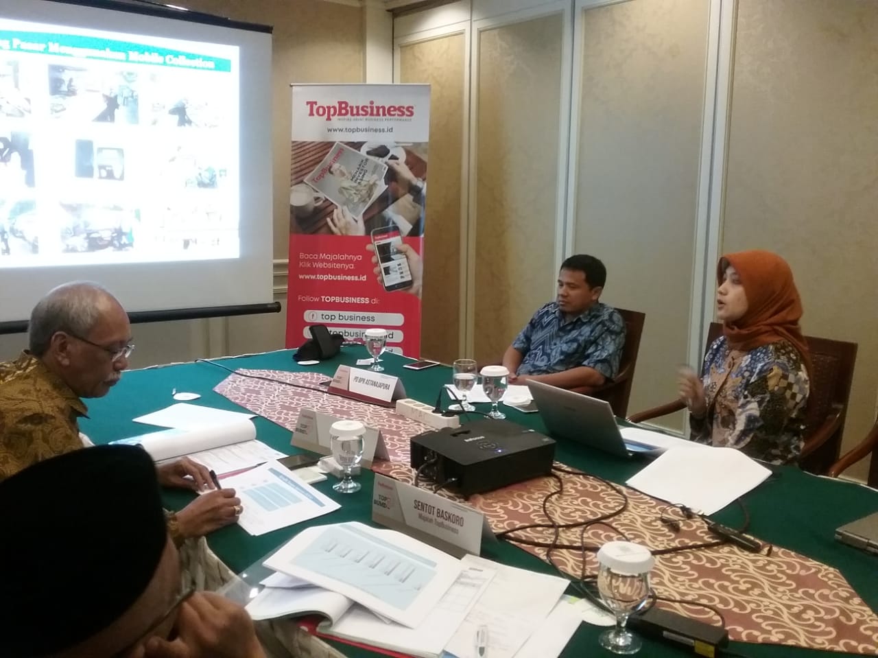 PD BPR Astanajapura Terapkan Strategi Jemputbola ke Pasar Tradisional