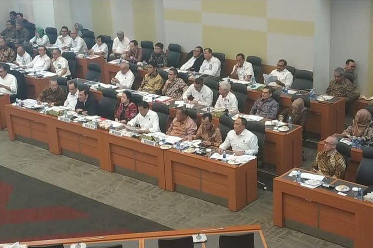 Indonesia Tumbuh di tengah Ketidakpastian
