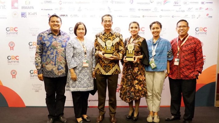 BNI Life Sabet Dua Penghargaan Top GRC 2019
