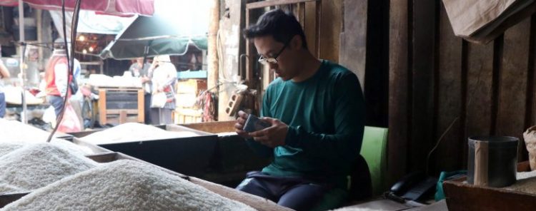 FOTO – Stok Bulog Tak Mampu Tahan Naiknya Harga Beras