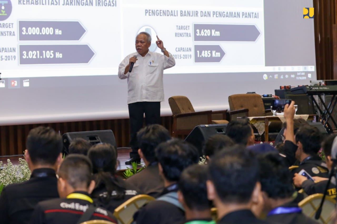 Menteri PUPR Memotivasi Mahasiswa