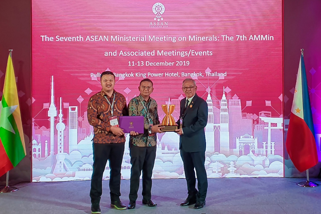 SMGR Raih Penghargaan di ASEAN Mineral Awards 2019