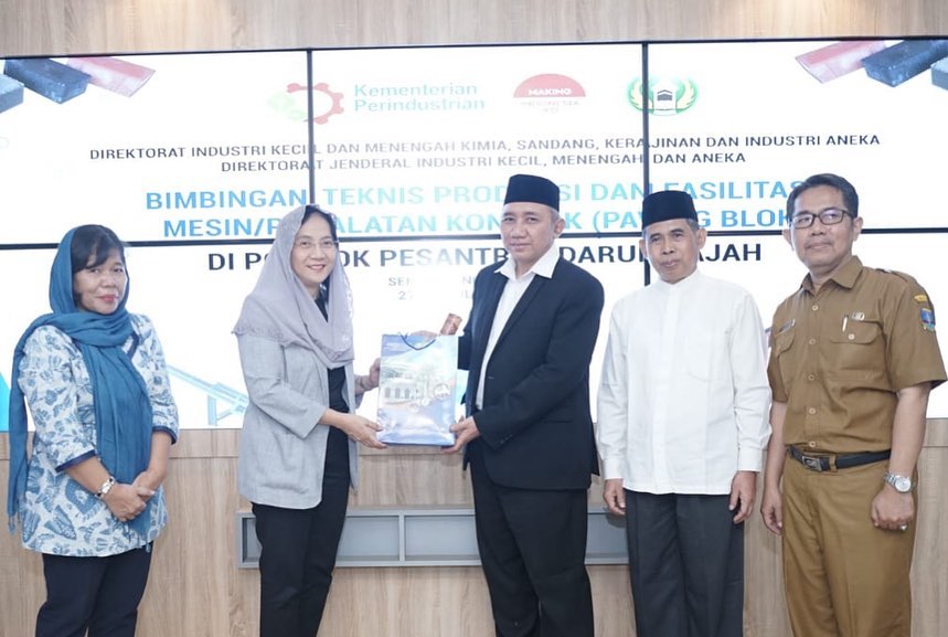 Kemenperin Bina Wirausaha Ponpes