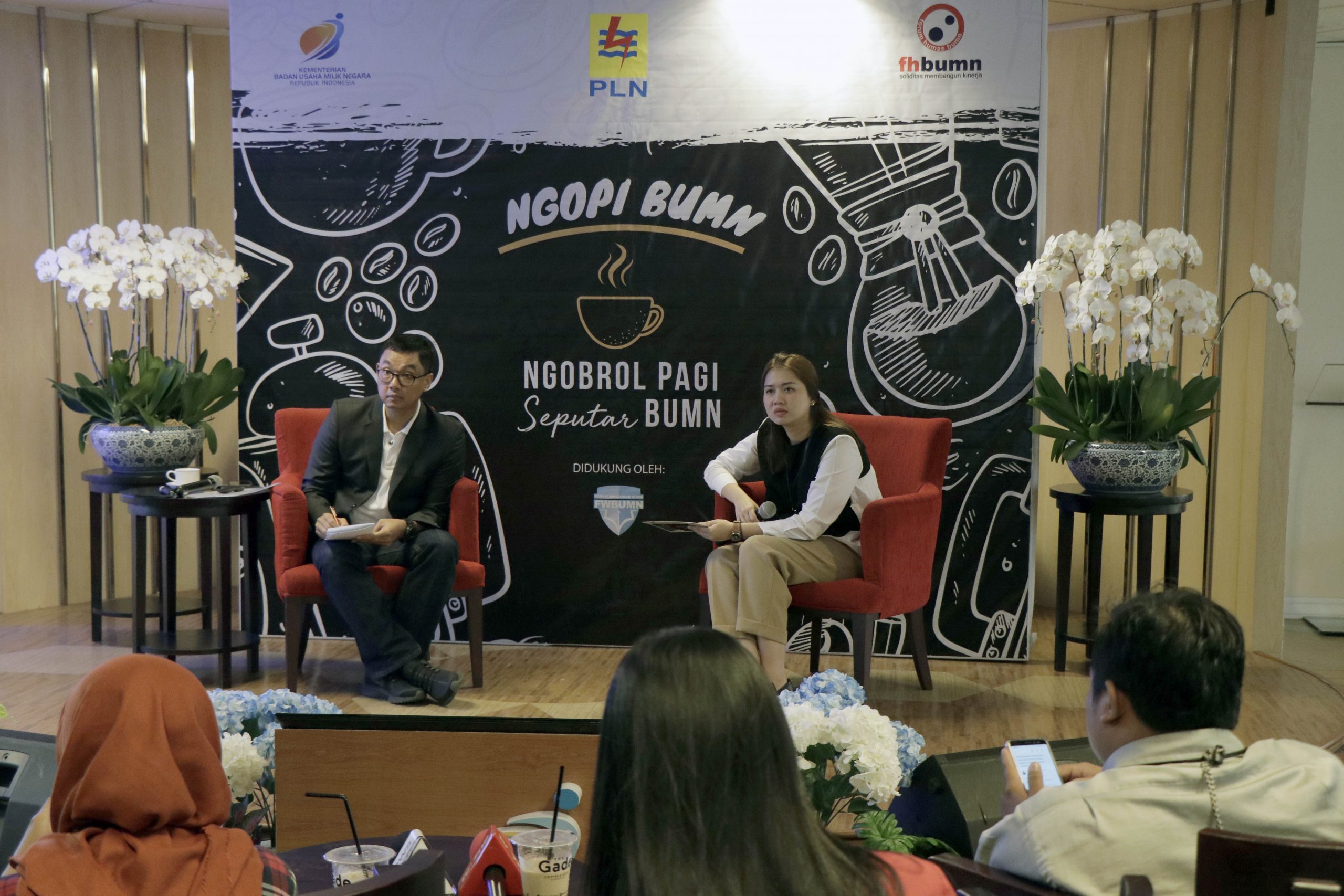 FOTO – Paparan Wadirut PLN Darmawan Prasodjo