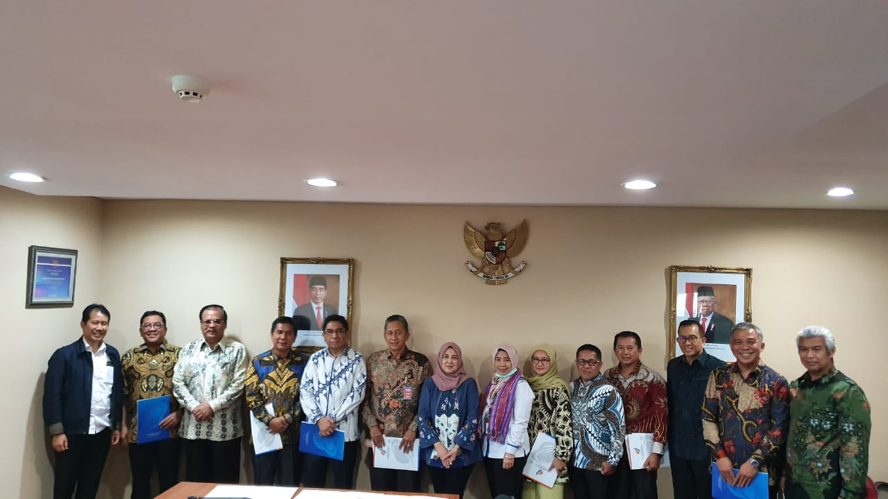 Jajaran Direksi IPC Terbaru