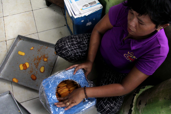 FOTO – Pesanan Kue Kering Lebaran Menurun