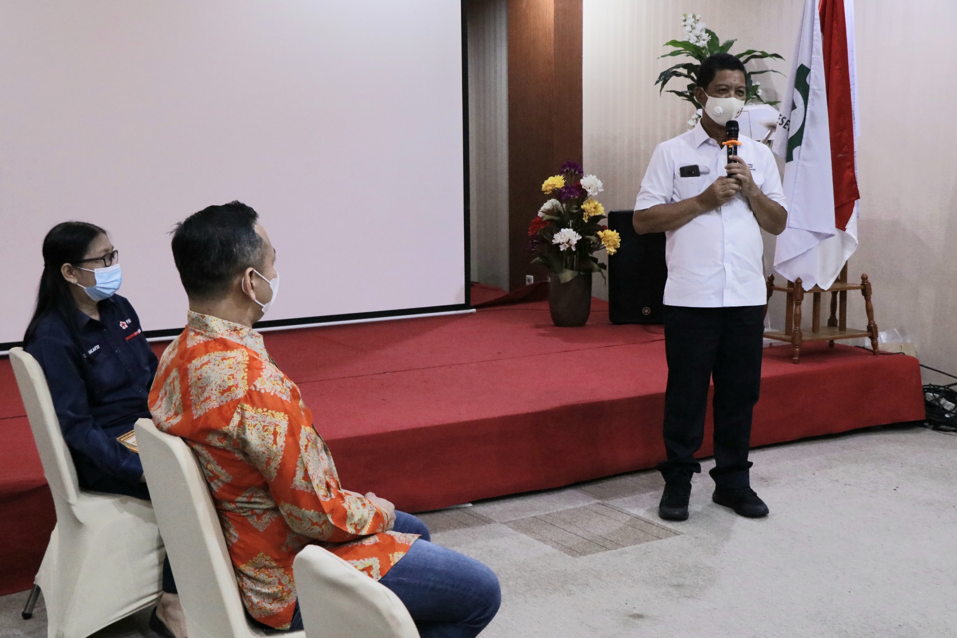 FOTO – Gelar Donor Darah, PT JIEP Kumpulkan 300 Kantong Darah