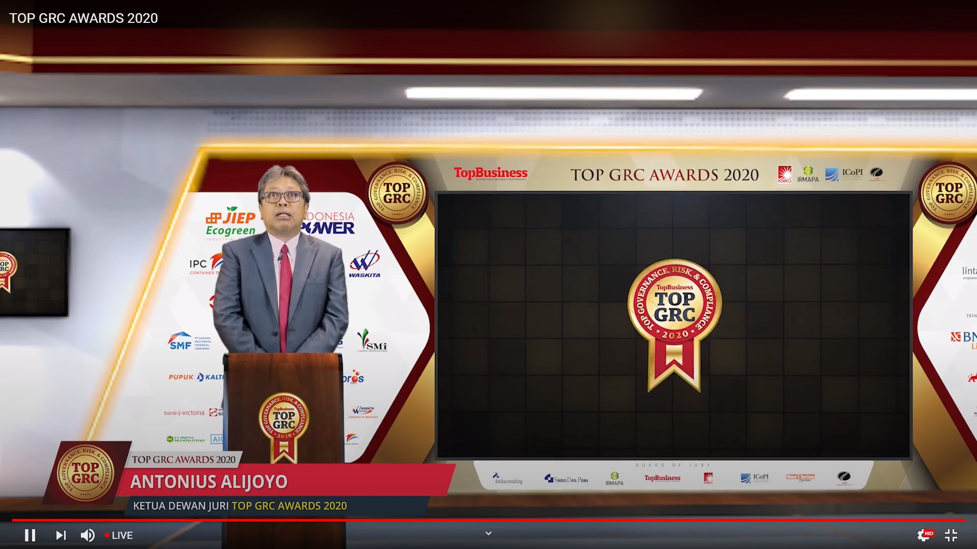 TOP GRC Awards Bantu Pemulihan Ekonomi Nasional