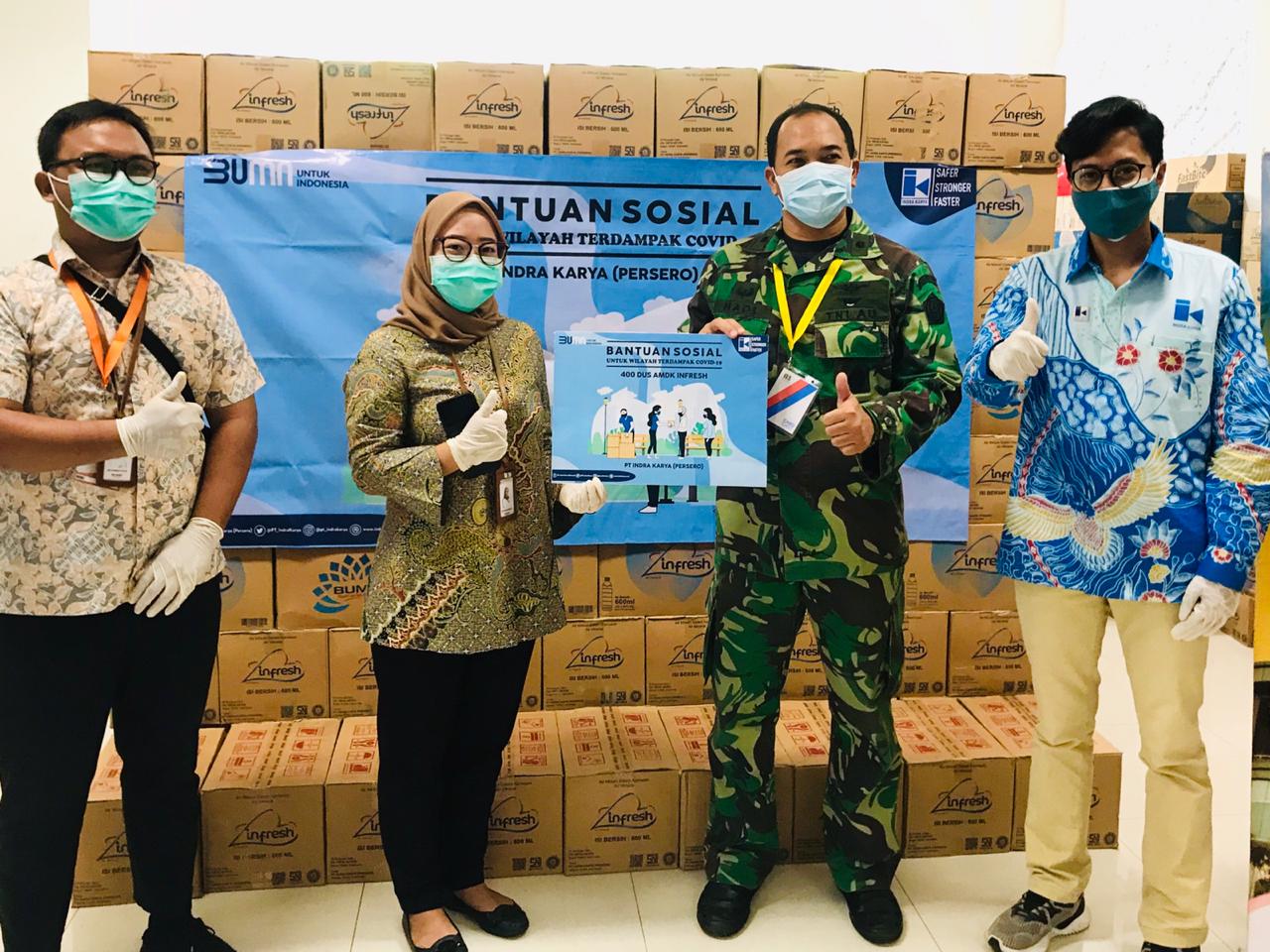 Indra Karya Salurkan AMDK untuk Tenaga Medis di RSD Wisma Atlet