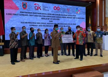 OJK dan LJK Bantu Korban Banjir Kalsel