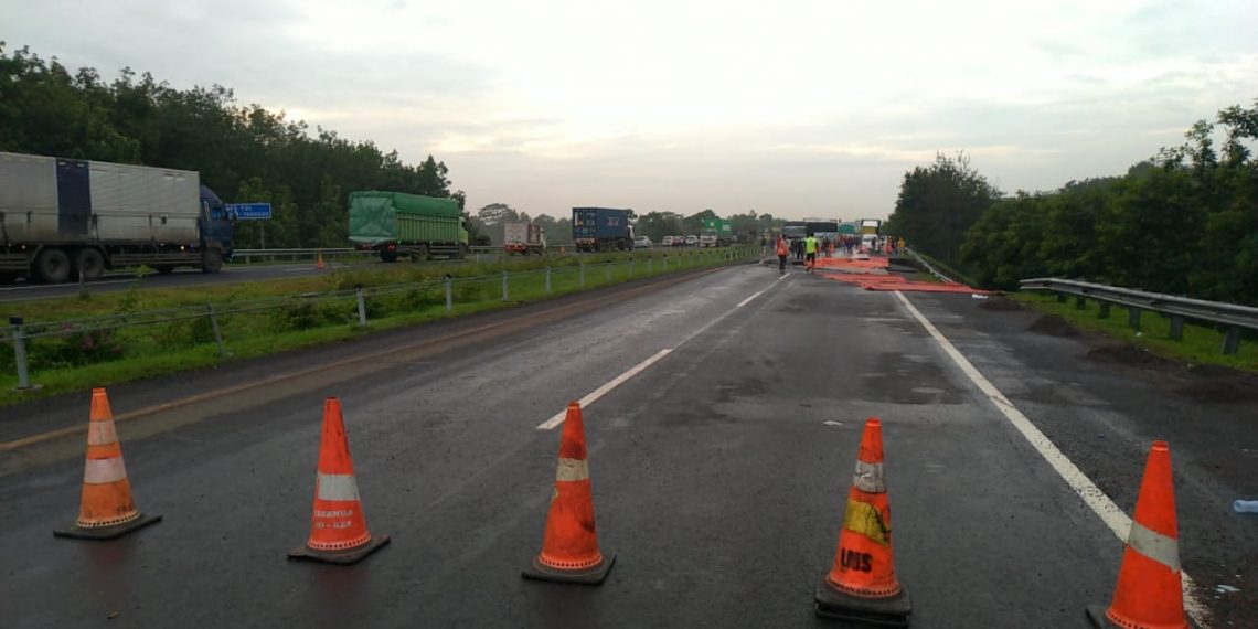 Awas, Tol Cipali Km 122+400 Diberlakukan Contraflow