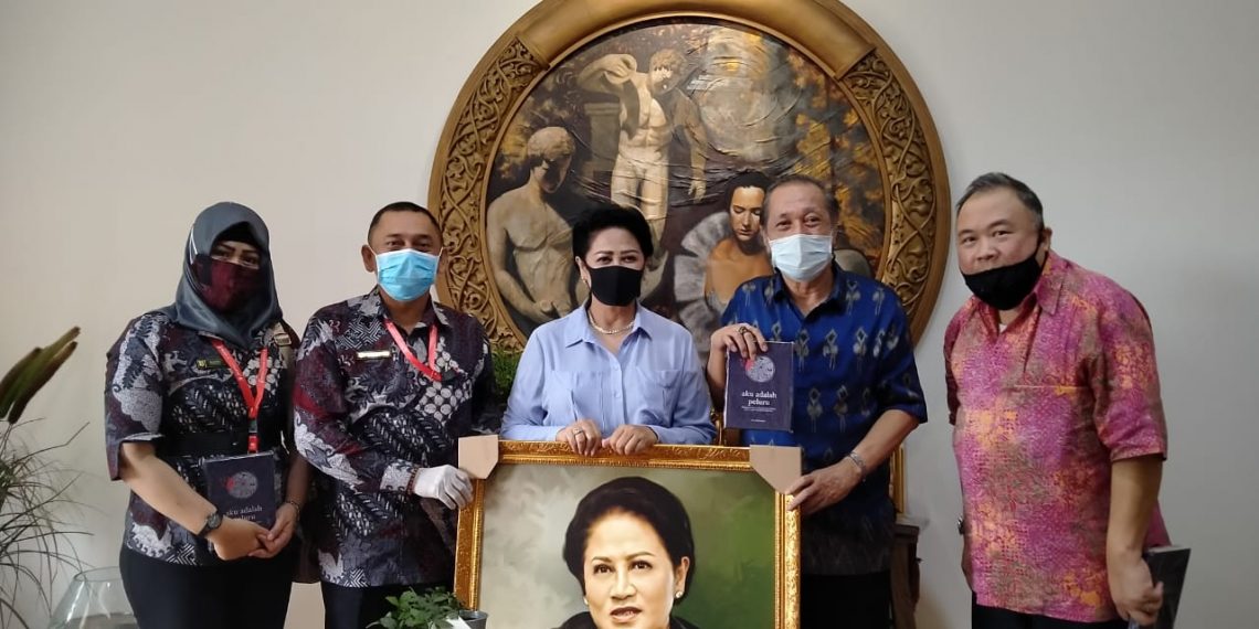 LKN Apresiasi Tokoh Negeri Lewat Lukisan