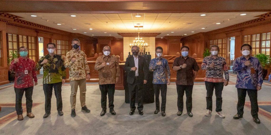 Sektor Usaha Kunci Pemulihan Ekonomi, OJK Gandeng Hipmi