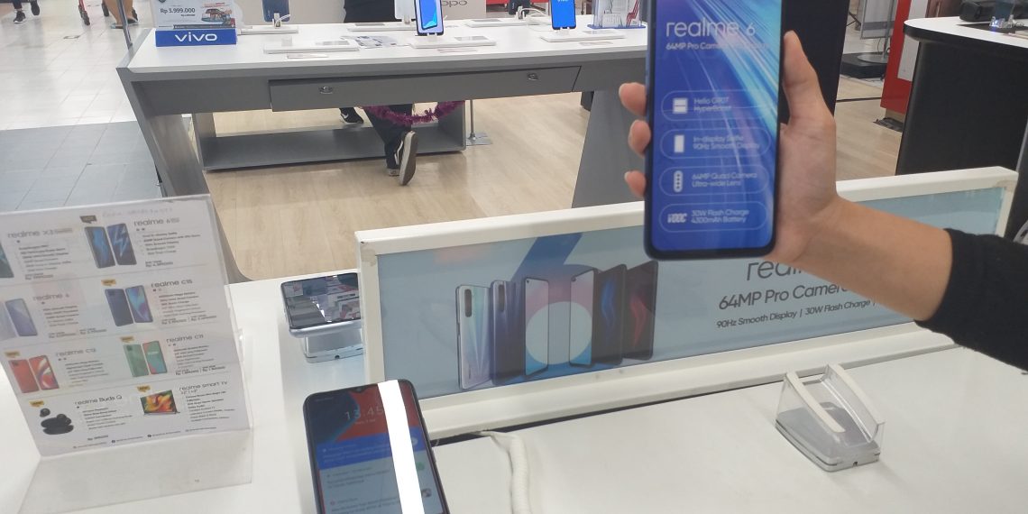 FOTO – Prediksi Penjualan Smartphone Global Naik 11 Persen