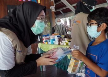 Ramadhan, Klinik Apung Kimia Farma-BWA Kembali Berlayar