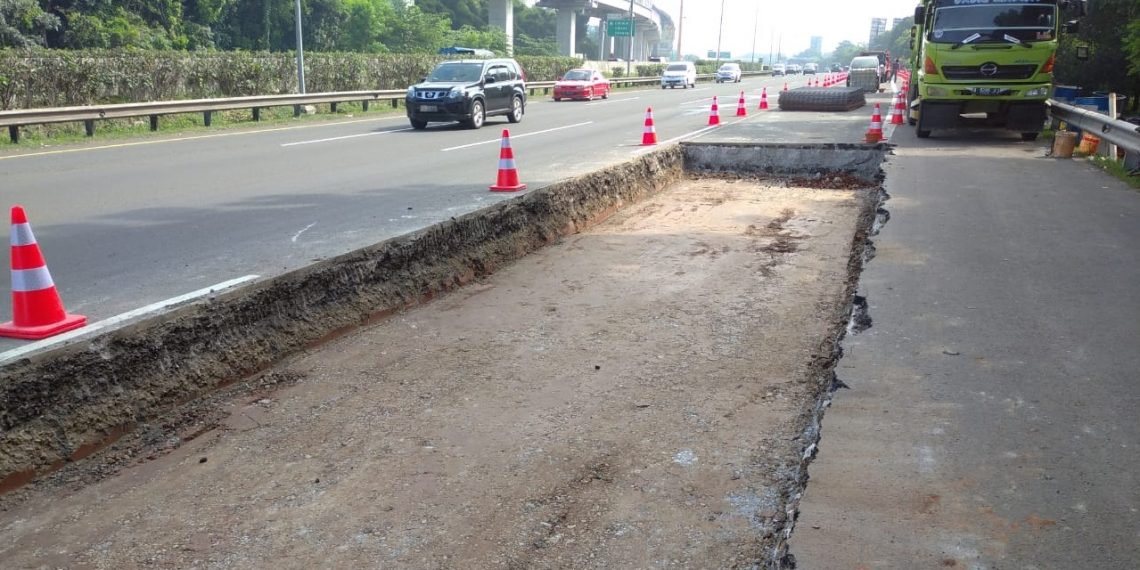 Kebut Pekerjaan Rekonstruksi Jalan Tol Jakarta-Cikampek, JSMR Pastikan Tak Ada Penutupan