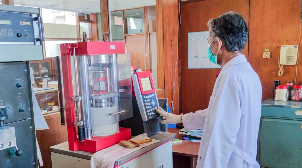 Solusi Ramah Lingkungan, SIG Luncurkan Semen Hidraulis High Early Pertama di Indonesia