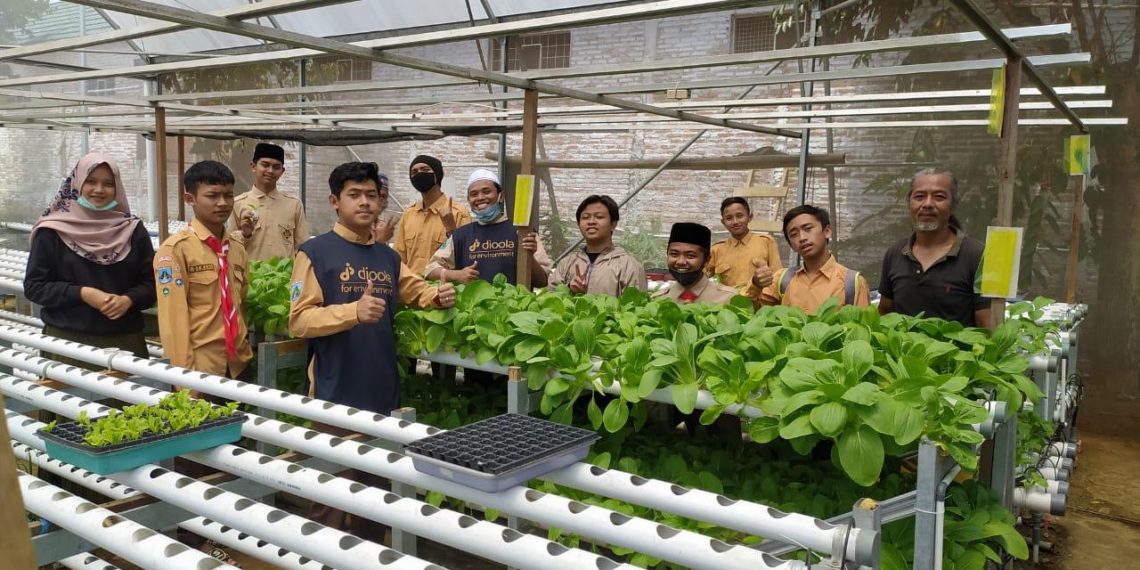 Hutama Karya Bina Start-Up di Lingkar JTTS Mengelola Sampah Organik Berbasiskan Teknologi