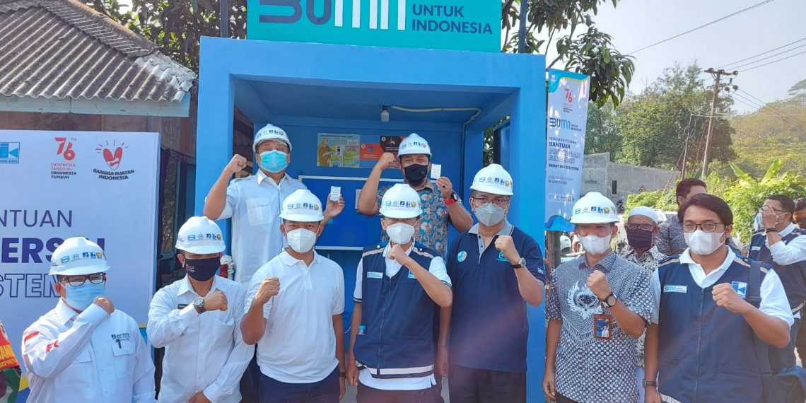 Kolaborasi BUMN, Brantas Abipraya Bantu Air Bersih di Sukabumi
