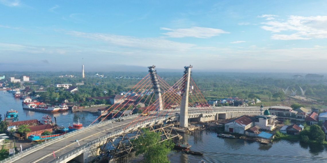 Mahakarya KSO WIKA Jembatan Melengkung Pertama di Indonesia
