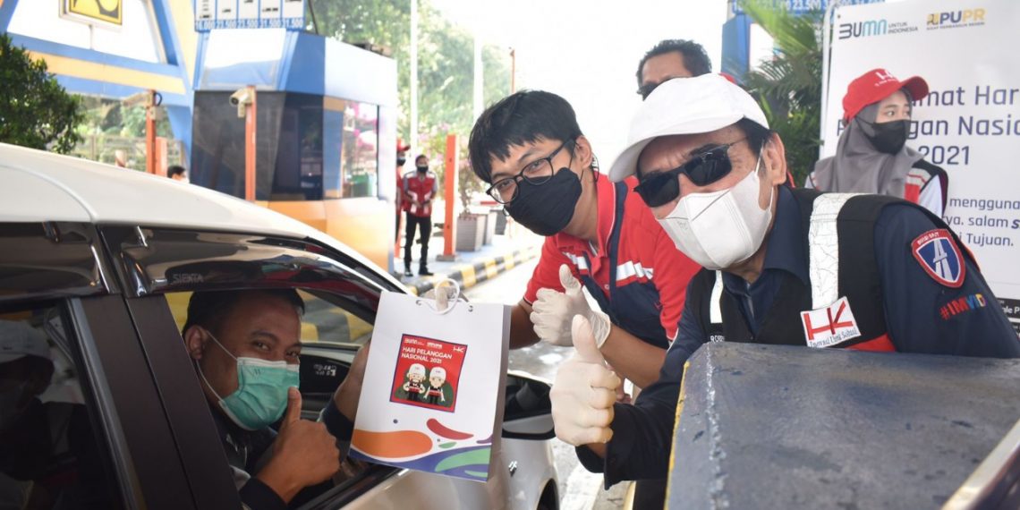 Hutama Karya Kembali Raih Penghargaan CSR Award 2021