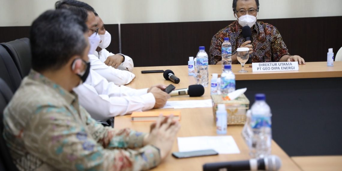 Pemda Kabupaten Manggarai Barat Tandatangani Nota Kesepahaman dan  Perjanjian Kerja Sama  Pengembangan Panas Bumi