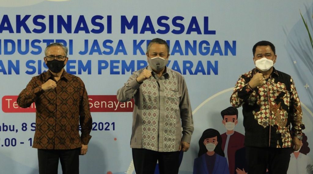 BI dan OJK Pacu Percepatan Vaksinasi Covid-19 bagi Industri Jasa Keuangan