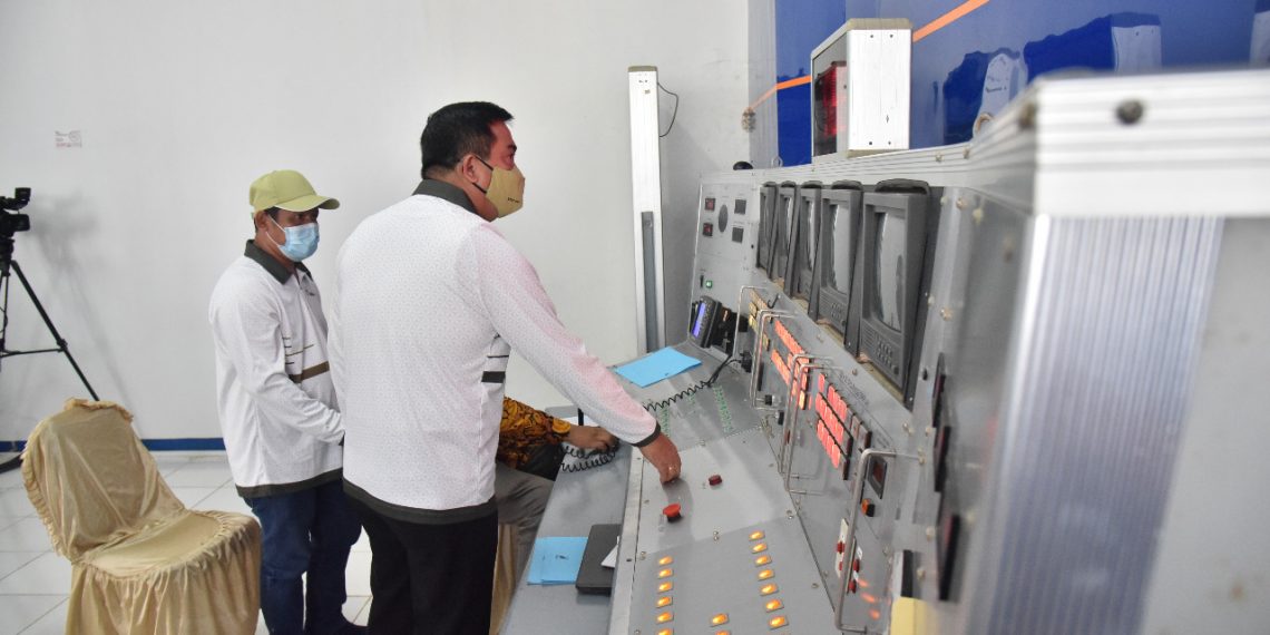 Dahana – Kemhan Uji Statik Roket R-Han 450