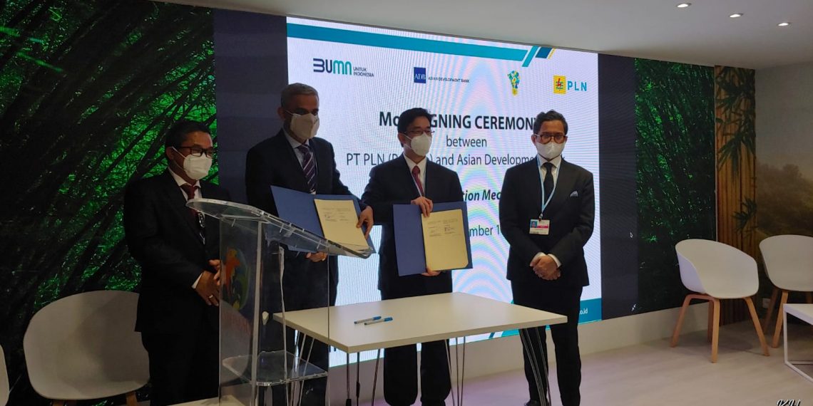 PLN Gandeng ADB Tekan Emisi Karbon di Sektor Kelistrikan