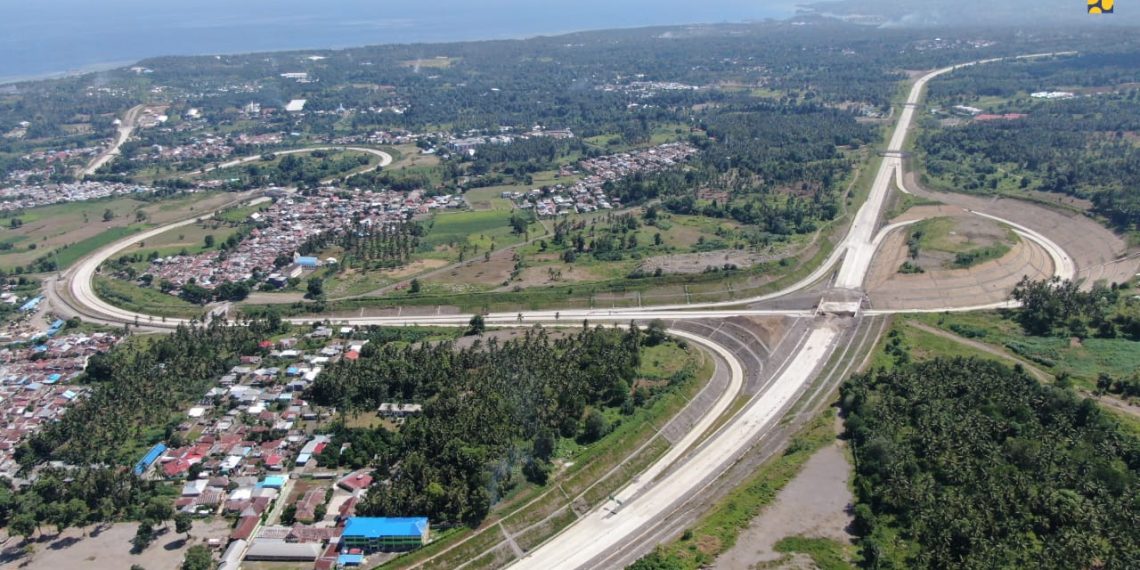 Menteri Basuki Minta Penanganan Lereng dan Pembatasan Kegiatan Sepanjang Jalan Bypass BIL – Mandalika