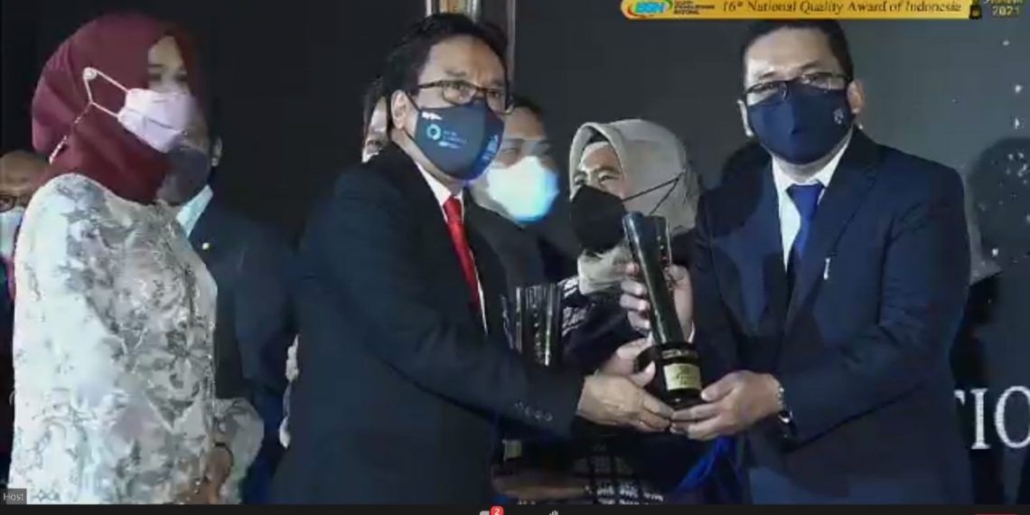 Jadi Kado HUT ke-11, PT Hakaaston Dianugerahi SNI Awards 2021 Kategori Emas