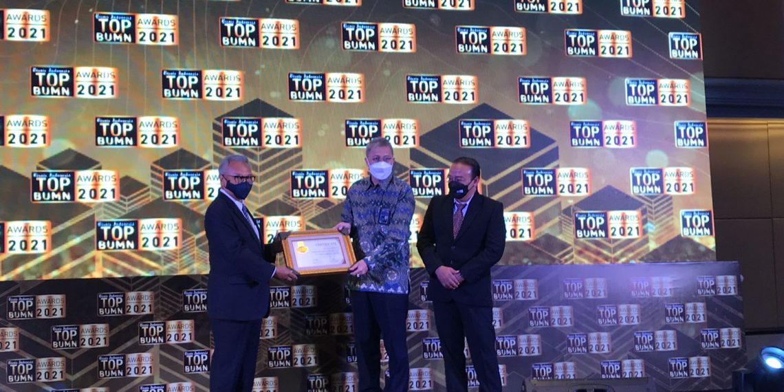 DAHANA Raih Penghargaan TOP BUMN KORPORASI dari Bisnis Indonesia