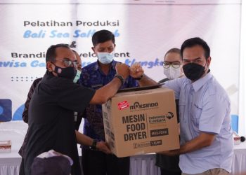 Pacu Kapasitas Petani Garam di Desa Devisa Kusamba, LPEI Gandeng Nusa Gastromy Foundation