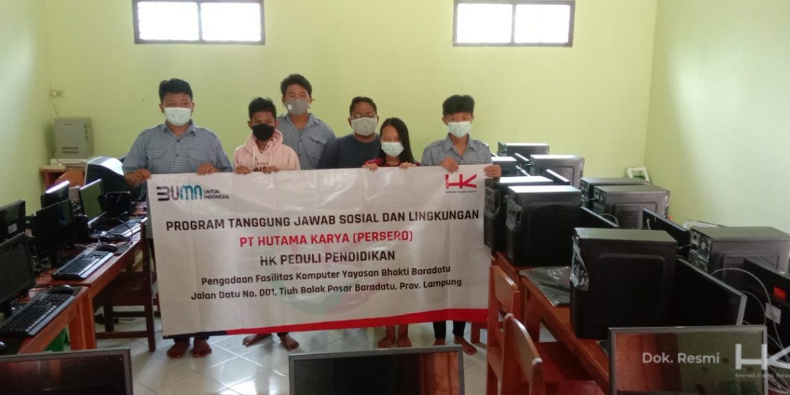 Sambut Tahun 2022, HK Peduli Salurkan Bantuan Sarana Ibadah dan Fasilitas Pendidikan