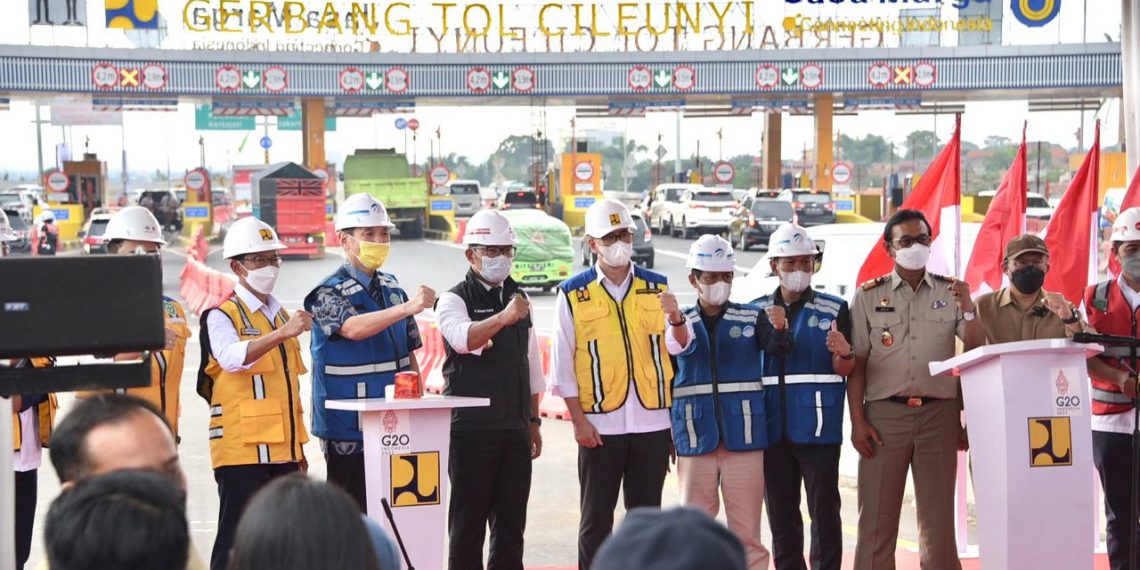 Tol Cisumdawu Seksi Cileunyi – Pamulihan Beroperasi