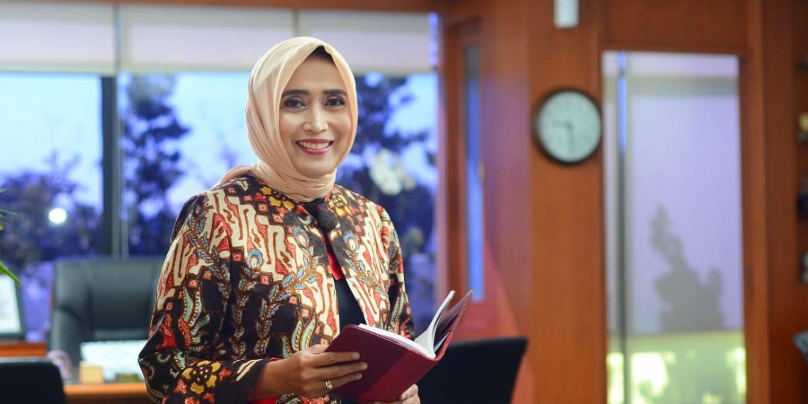 Komitmen Tinggi Pada TJSL, ASDP Raih Penghargaan Bintang 5 dalam Ajang TOP CSR Awards 2022