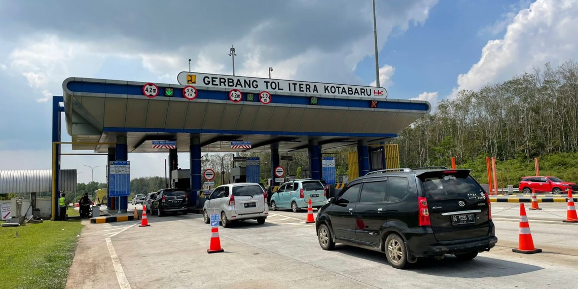 VLL Arus Balik Kendaraan yang Meninggalkan Sumatera Meningkat
