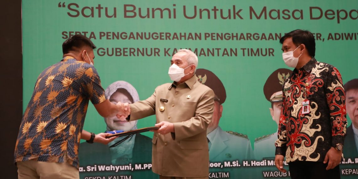 Sejalan dengan Program Kementerian LHK, Pradiksi Gunatama Raih Penghargaan Lingkungan Hidup tingkat Provinsi Kaltim