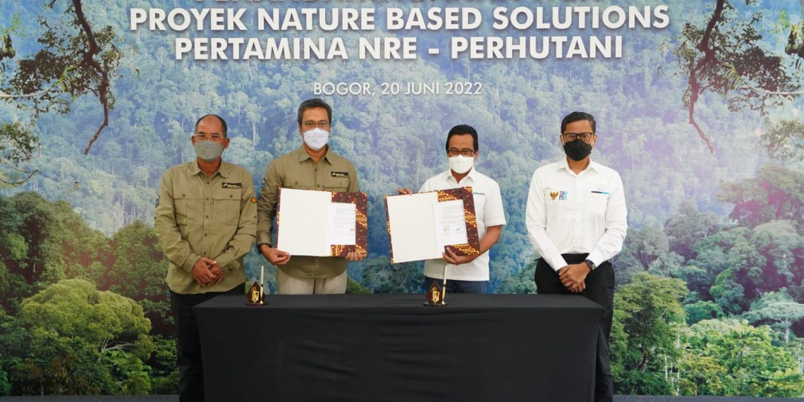 Dukung Tercapainya Target NDC 2030, Perhutani dan PPI Tandatangani Perjanjian Kerja Sama
