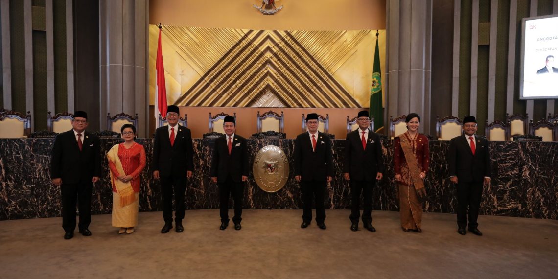 Resmi Dilantik, Ini Komposisi Lengkap Dewan Komisioner OJK Periode 2022-2027