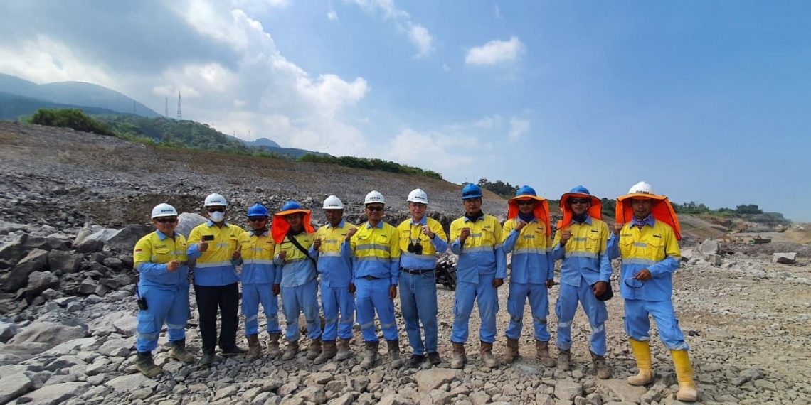 Direktur Utama DAHANA Kunjungi Proyek Tol Cisumdawu