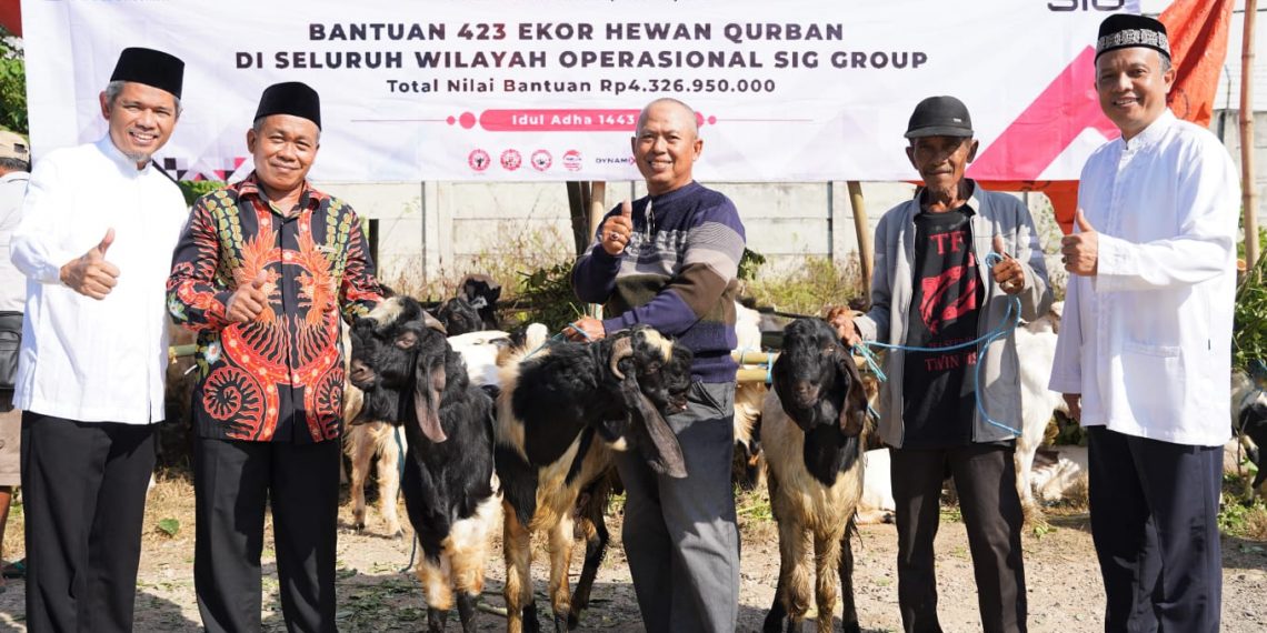 Sambut Idul Adha 1443 H, SIG Salurkan 423 Hewan Qurban Senilai Rp4,32 Miliar