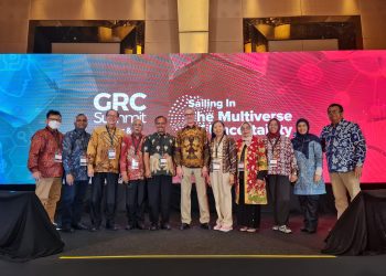 Di Ajang GRC Summit 2022, Tim Juri TOP GRC Awards Dianugerahi Sertifikasi GRC