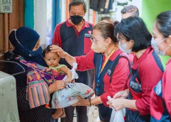 BBM Naik, Artha Graha Salurkan BLT dan Sembako