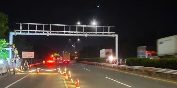 Pemasangan Tiang Sensor MLFF, Hutama Karya Dukung Penerapan Nirsentuh