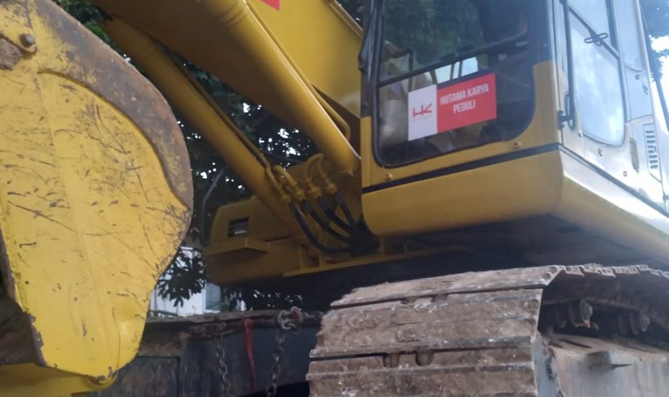 Hutama Karya Group Bantu Warga Korban Gempa Cianjur