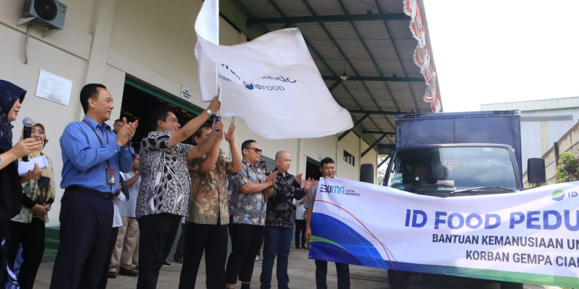 BUMN ID FOOD Group Gotong Royong Bantu Korban Gempa Cianjur