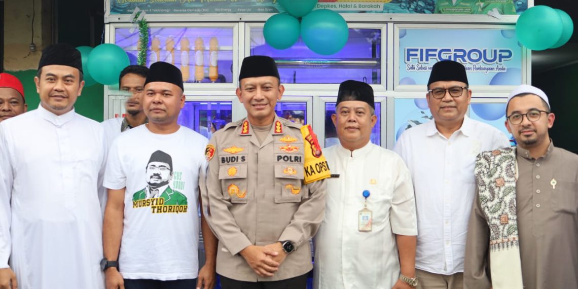FIFGROUP dan GP Ansor Resmikan Fasilitas Air Minum Gratis